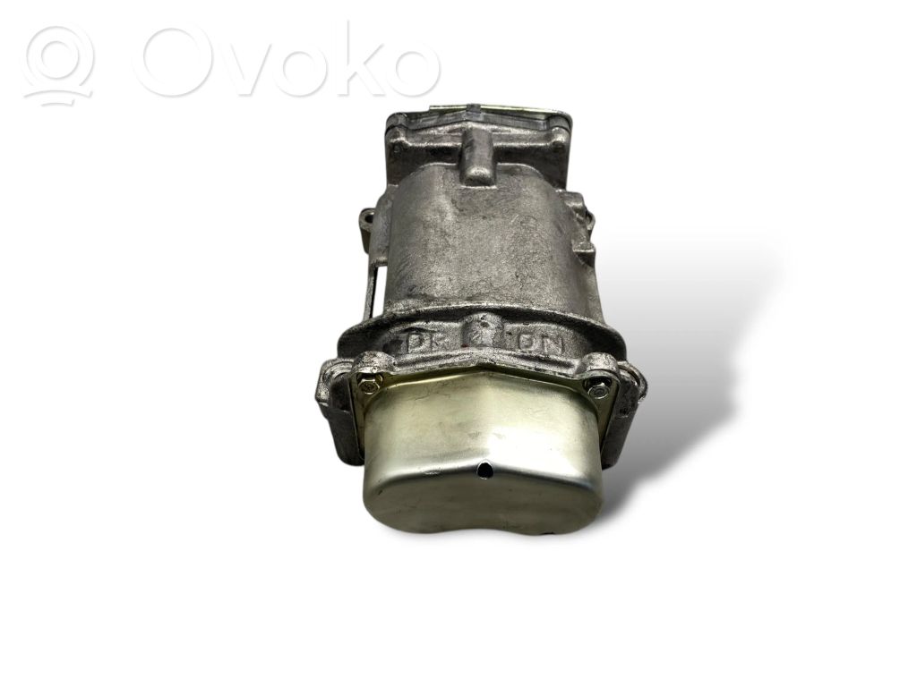 Eļļas sūkņa līdzsvarotājs