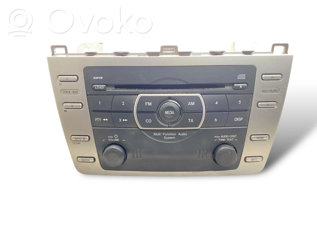 Radio / CD/DVD atskaņotājs / navigācija