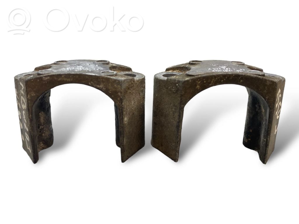 Stabilizatora stiprinājums (priekšā)