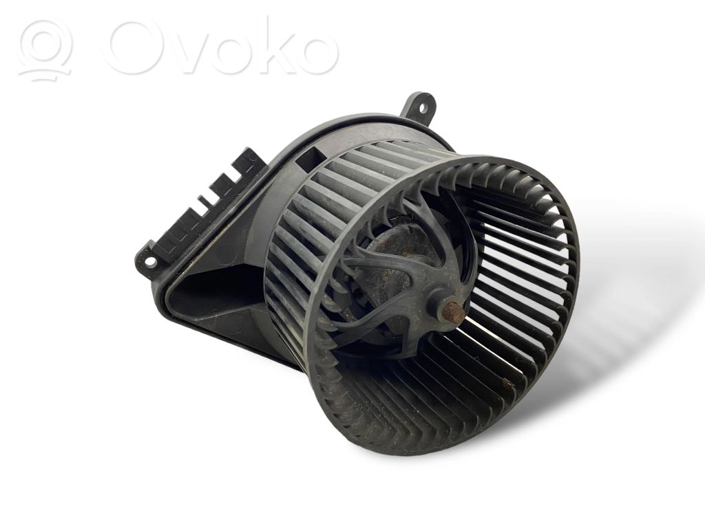 Mazā radiatora ventilators