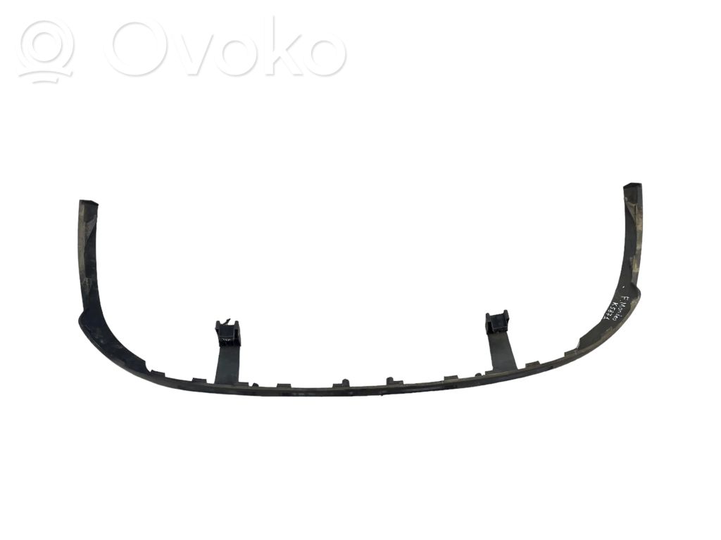 Apakšējā bampera daļa