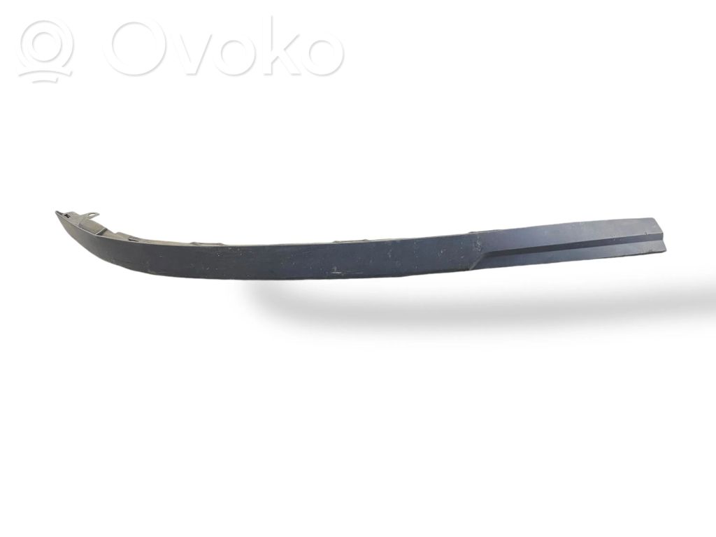 Apakšējā bampera daļa (lūpa)