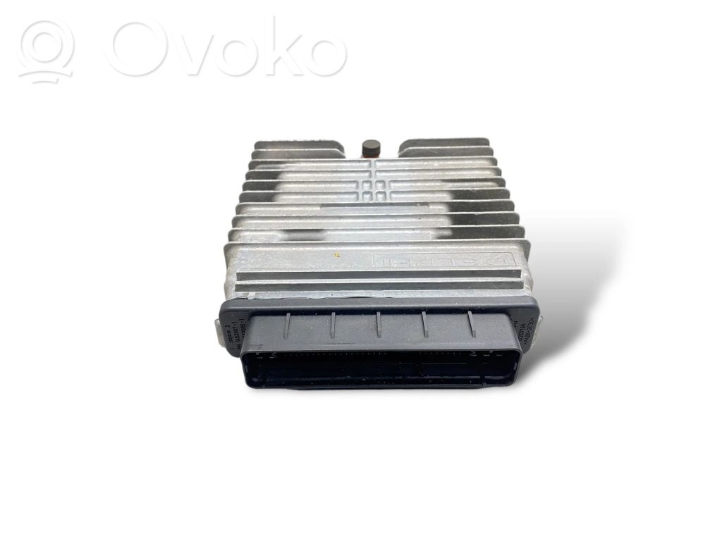 Dzinēja vadības bloks