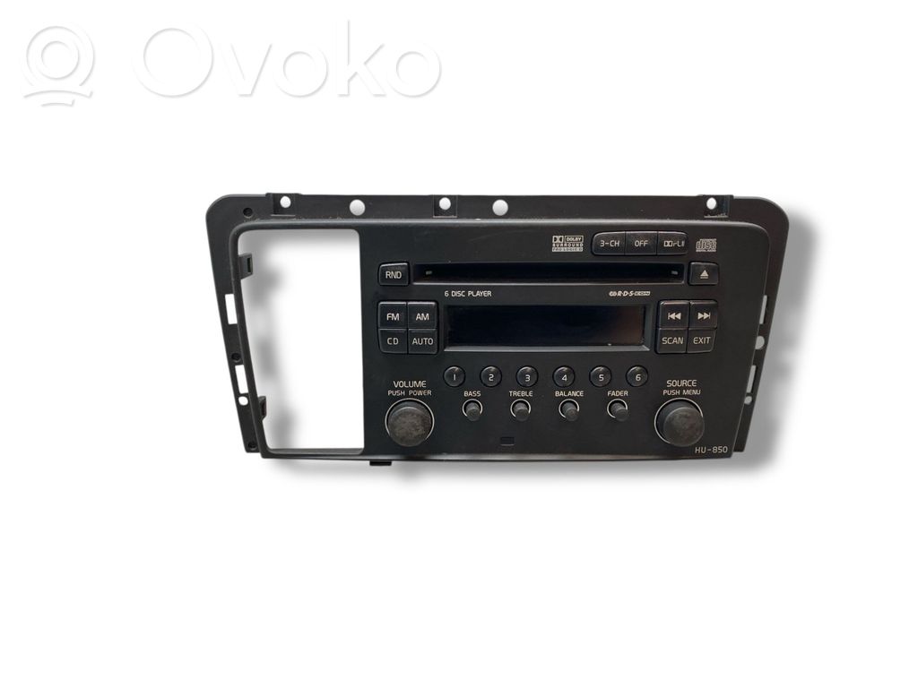 Radio / CD/DVD atskaņotājs / navigācija