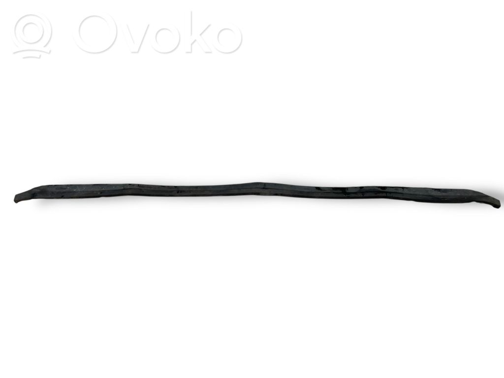Apakšējā bampera daļa (lūpa)