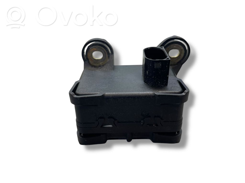 ESP (elektroniskās stabilitātes programmas) sensors (paātrinājuma sensors)