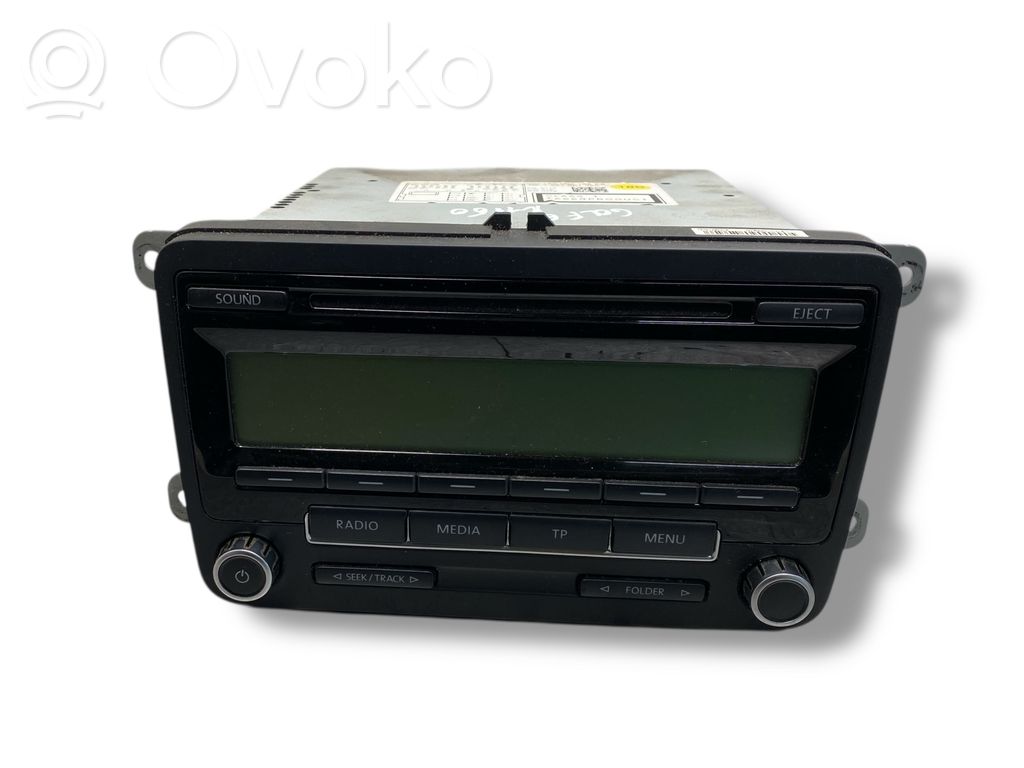 Radio / CD/DVD atskaņotājs / navigācija