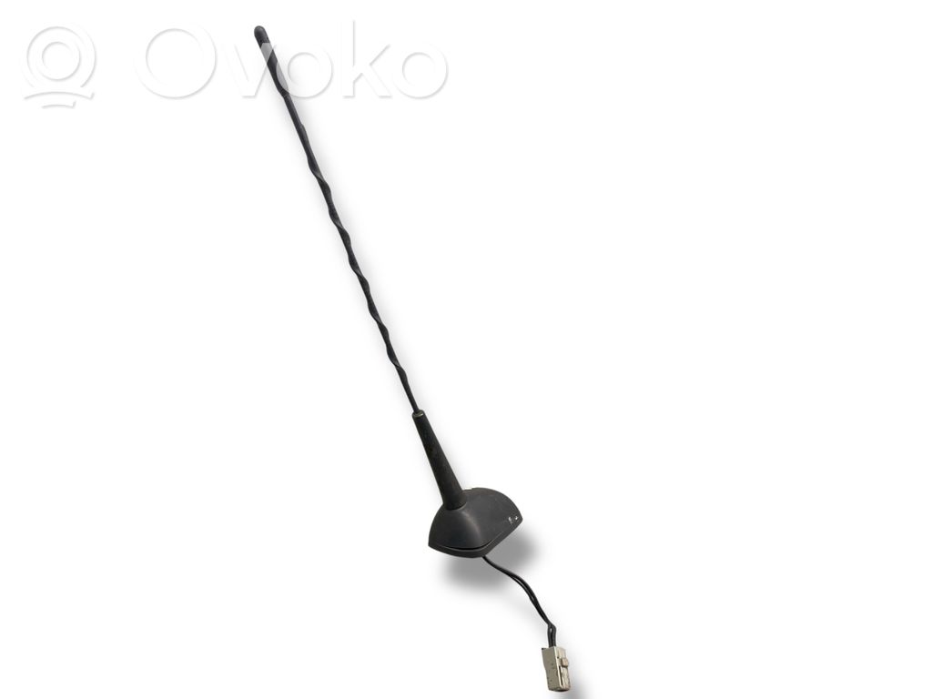 Radio antena