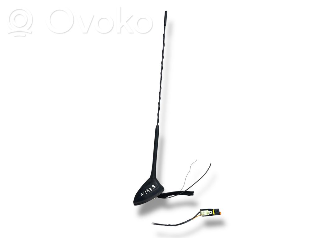 Radio antena