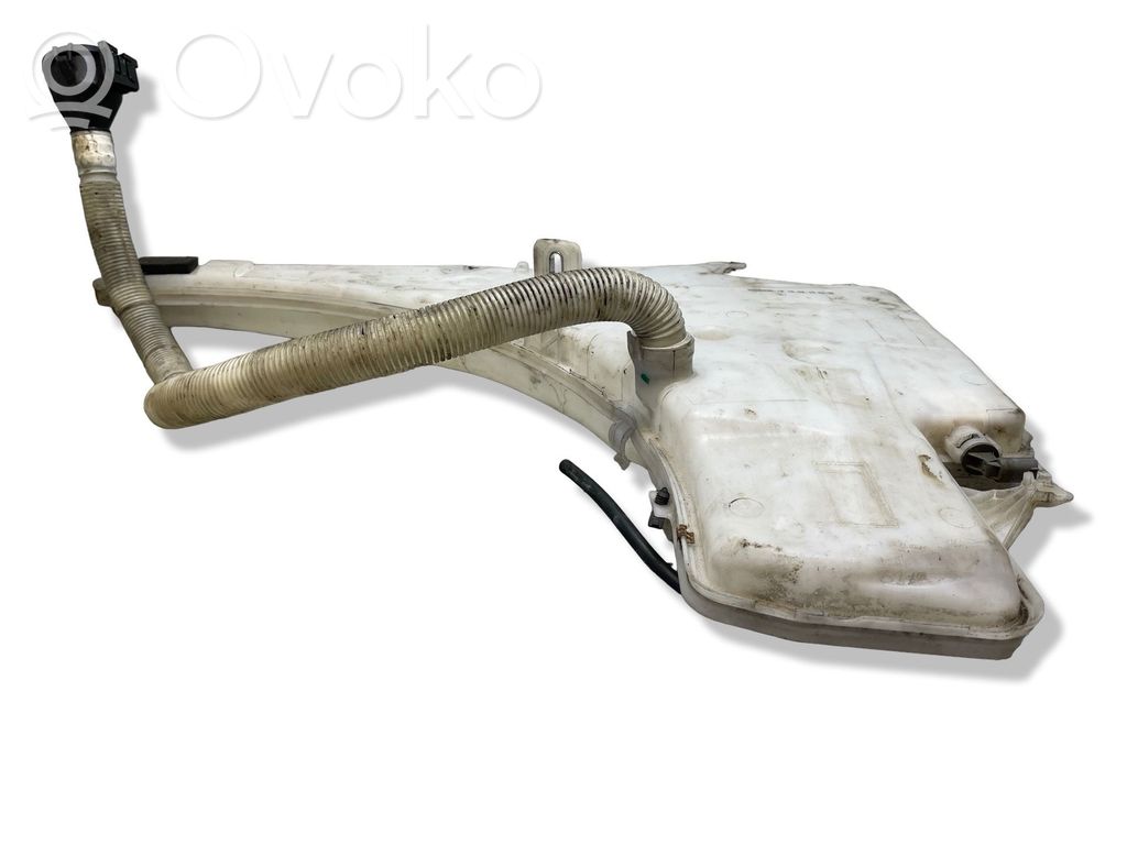 Logu šķidruma tvertne