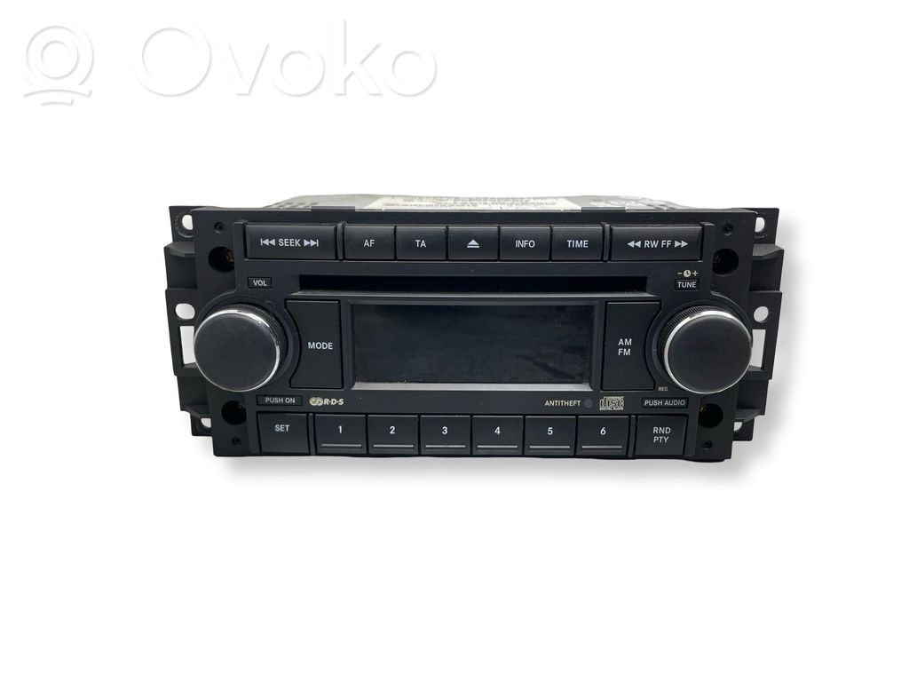 Radio / CD/DVD atskaņotājs / navigācija
