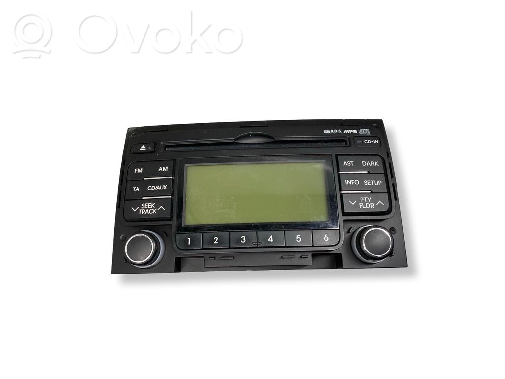 Radio / CD/DVD atskaņotājs / navigācija