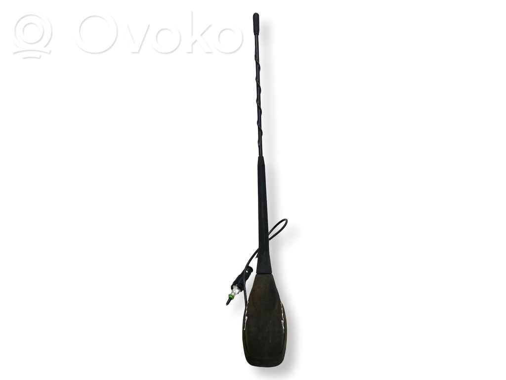 Radio antena