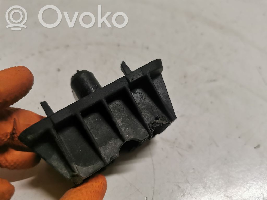 OTA6974 BMW X1 F48 F49 Jack pad point de levage au Cric 7123311 - Pi??ce ...