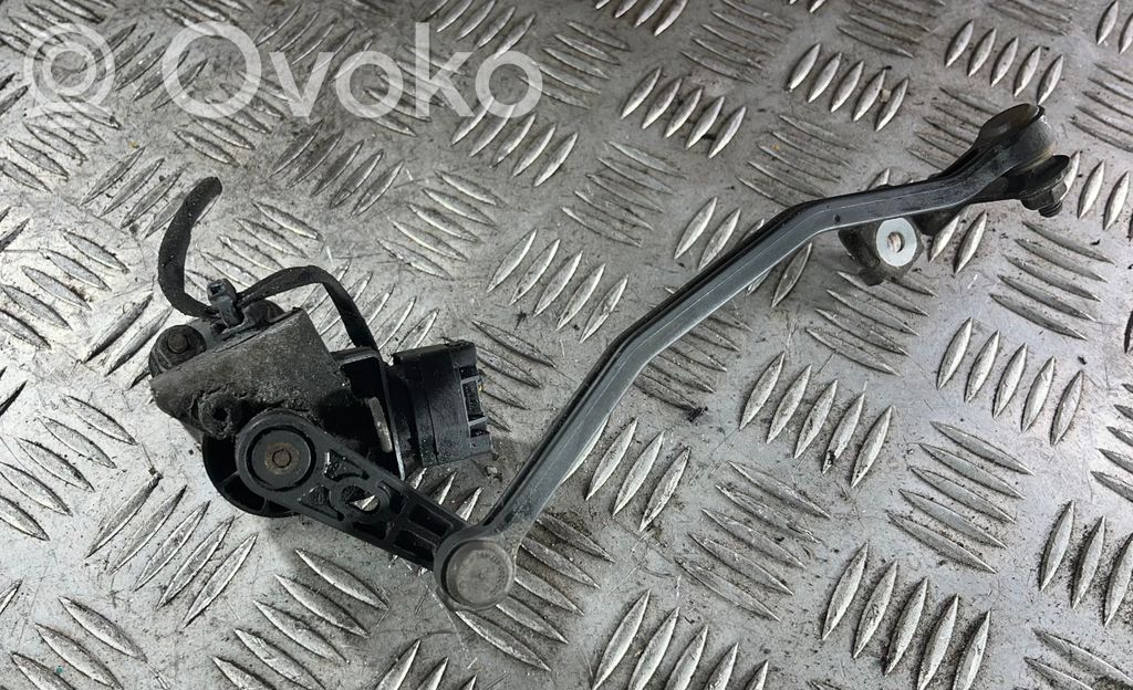 2025年秋冬新作 Aukščio V60 Volvo 8G9N3C492AA daviklis žibintų (priekinių ポスター
