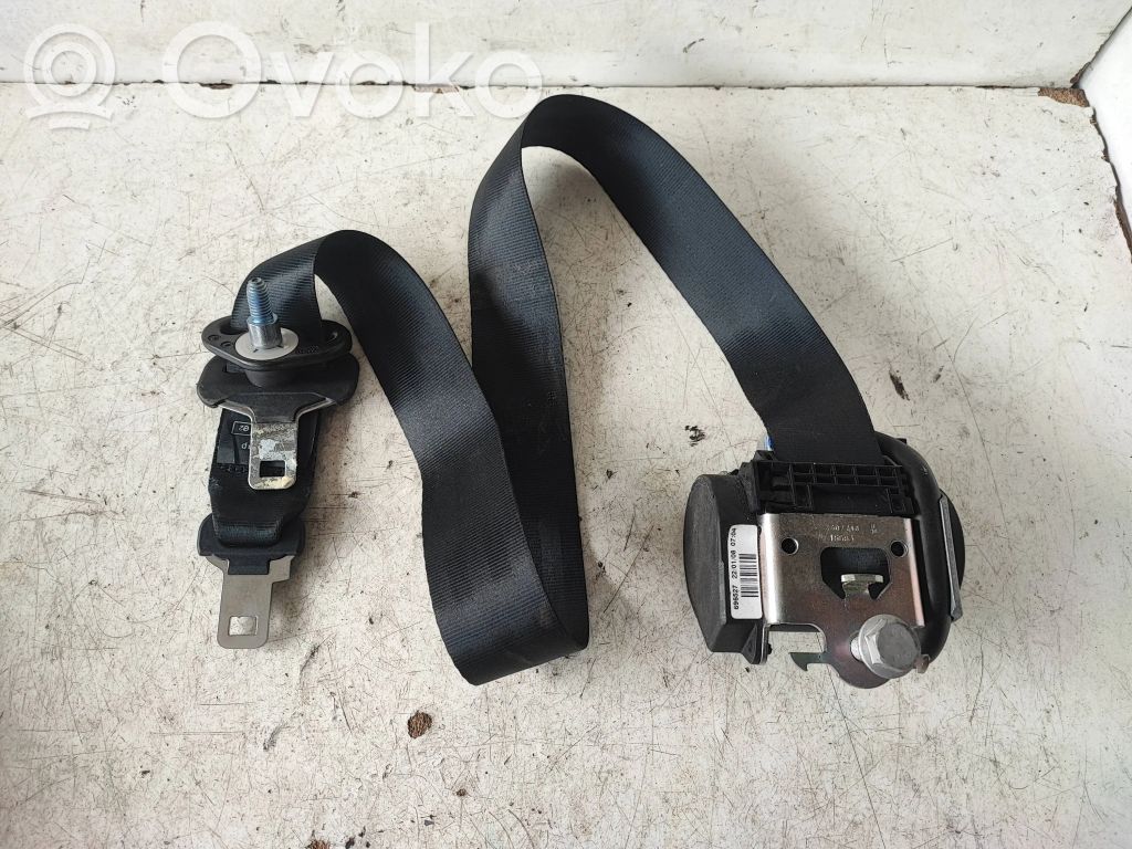 696527 Renault Trafic II (X83) Ceinture de sécurité arrière centrale  (siège), 110,00 € OVOKO