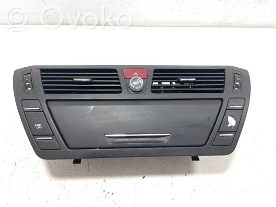 Citroen C4 I Picasso Grille d'aération centrale 