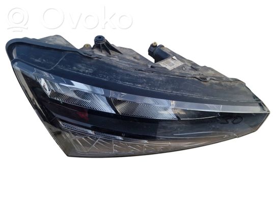 Skoda Scala Priekinis žibintas 