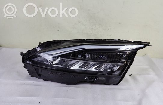 Nissan Qashqai J12 Priekinis žibintas 