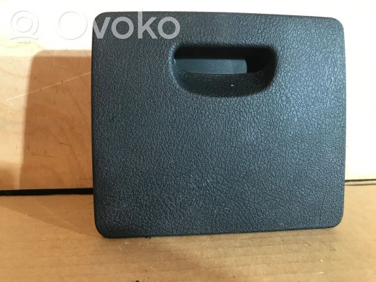 Hansikaslokeron keskikonsoli   9644584777