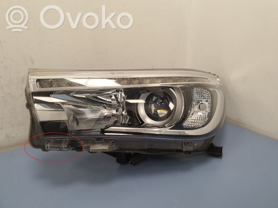 Toyota Hilux (AN120, AN130) Priekinis žibintas 