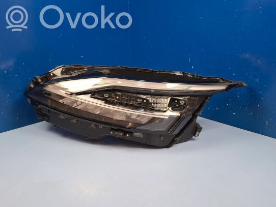 Nissan Qashqai J12 Priekinis žibintas 