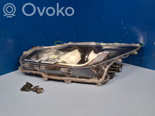 Toyota Corolla E210 E21 Priekinis žibintas 