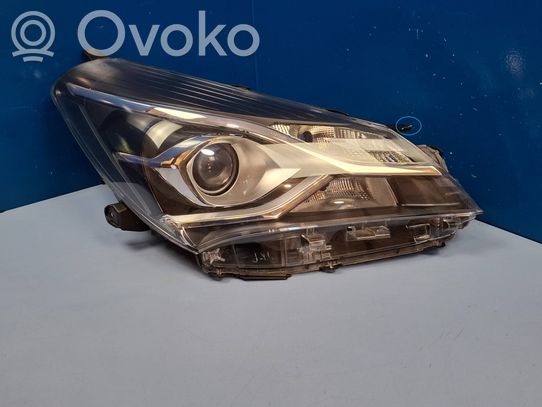 Toyota Yaris Priekinis žibintas 