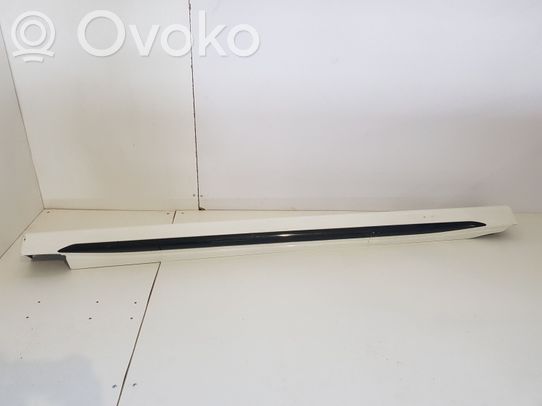 Mitsubishi Outlander Sottoporta 