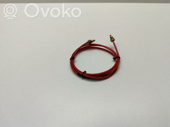 BMW 5 F10 F11 Ilmajousituksen letku, takana 