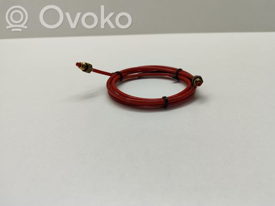 BMW 5 F10 F11 Ilmajousituksen letku, takana 