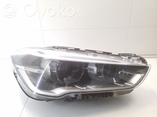 BMW X1 F48 F49 Priekinis žibintas 
