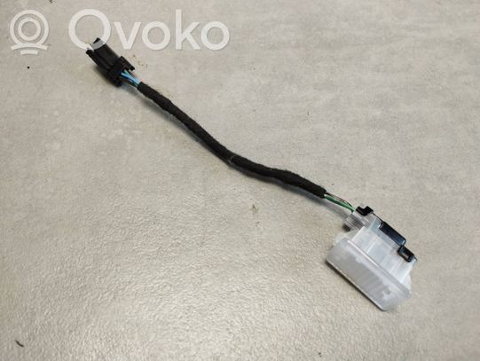 Volkswagen Amarok II Luce vano portaoggetti 