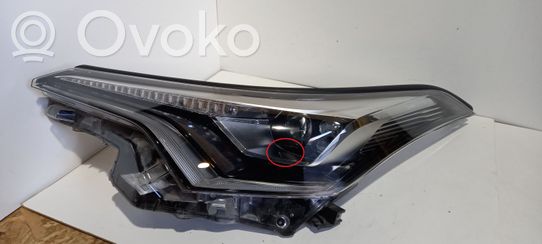 Toyota C-HR I Priekinis žibintas 