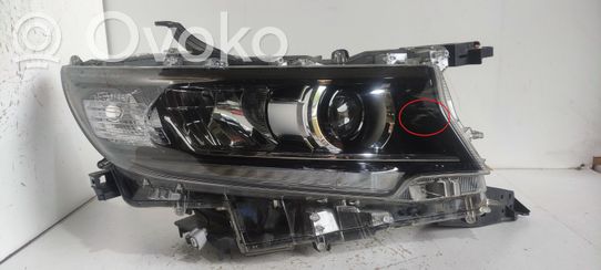 Toyota Land Cruiser (J150) Priekinis žibintas 