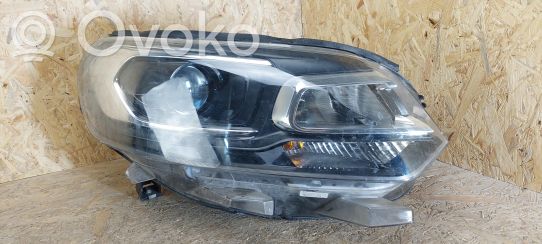 Citroen SpaceTourer M Priekinis žibintas 