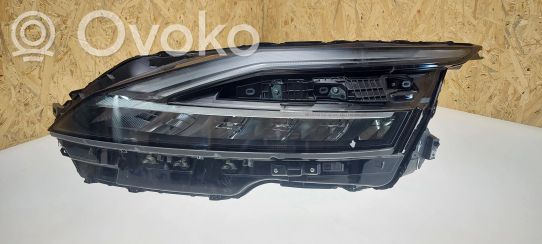 Nissan Qashqai J12 Priekinis žibintas 