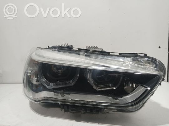 BMW X1 F48 F49 Priekinis žibintas 