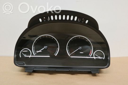 BMW 5 F10 F11 Nopeusmittari (mittaristo) 