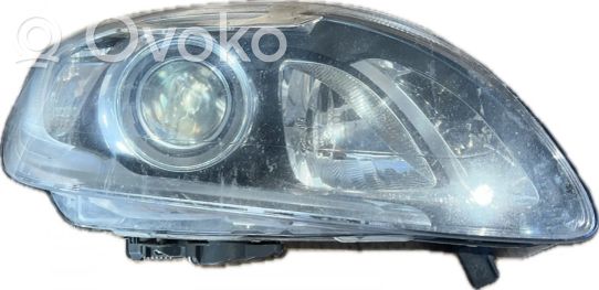 Volvo S60 Priekinis žibintas 