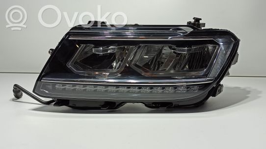 Volkswagen Tiguan Priekinis žibintas 