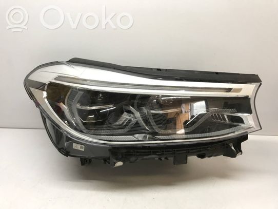 BMW 6 G32 Gran Turismo Priekinis žibintas 