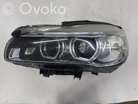 BMW 2 F46 Priekinis žibintas 