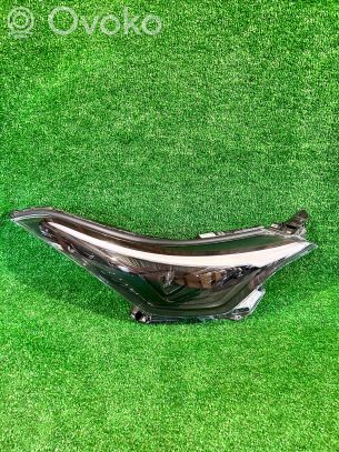 Toyota C-HR I Priekinis žibintas 