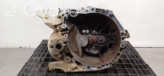Peugeot 2008 I Mechaninė 5 pavarų dėžė 