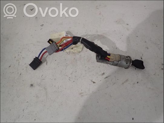 Peugeot 106 Ohjauspyörän lukitus 