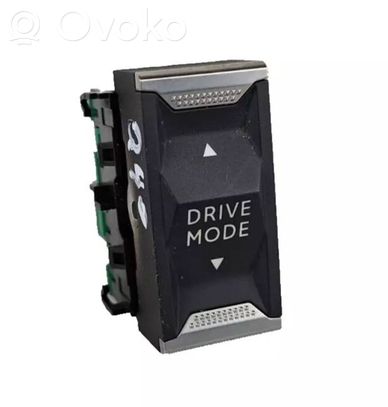 Peugeot 2008 II Otros interruptores/perillas/selectores 