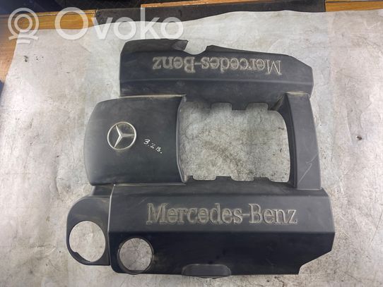 Mercedes-Benz E W210 Copri motore (rivestimento) 