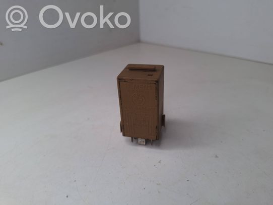 BMW 5 E39 Module relais lève-vitre 