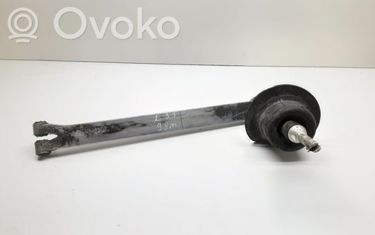 BMW 5 E39 Vaihteenvalitsimen verhoilu 